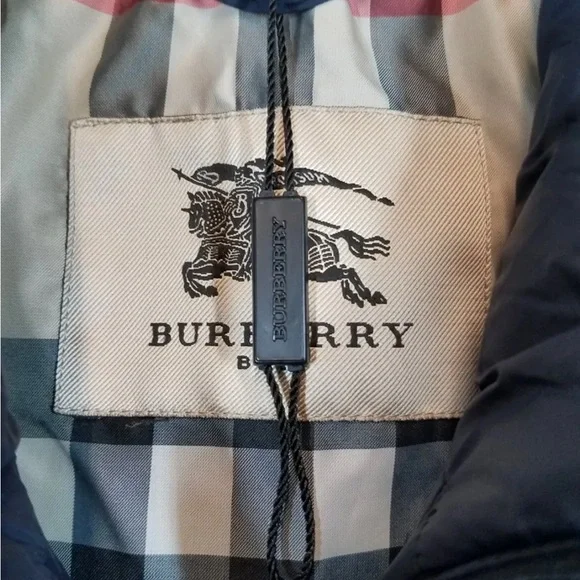 Burberry Navy Blue NWT Puffer Vest